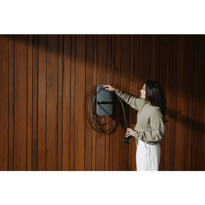 Wandmontage Peblar Home 11kW laadstation met vaste kabel